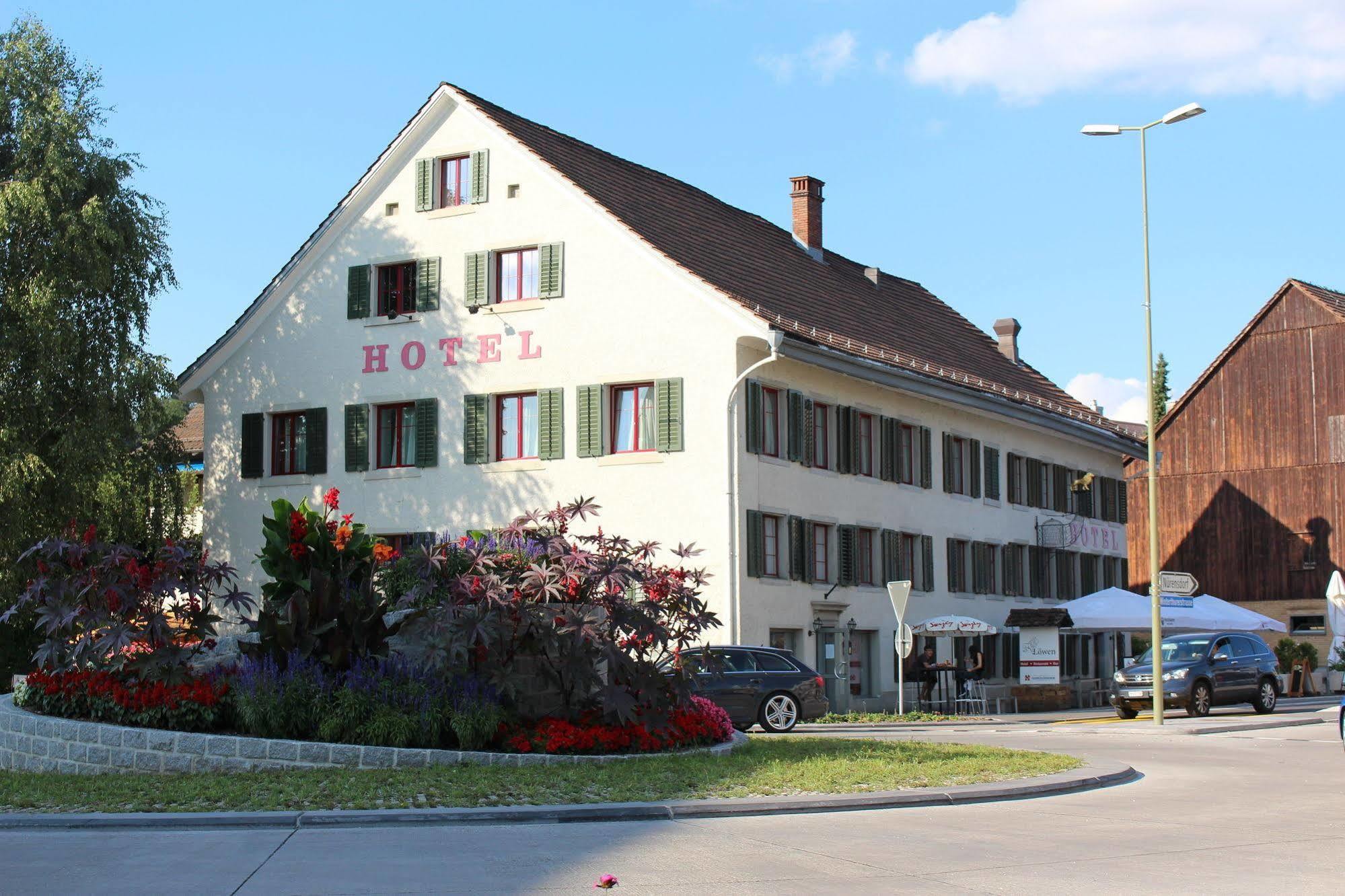 Gasthof Loewen Bassersdorf Eksteriør bilde